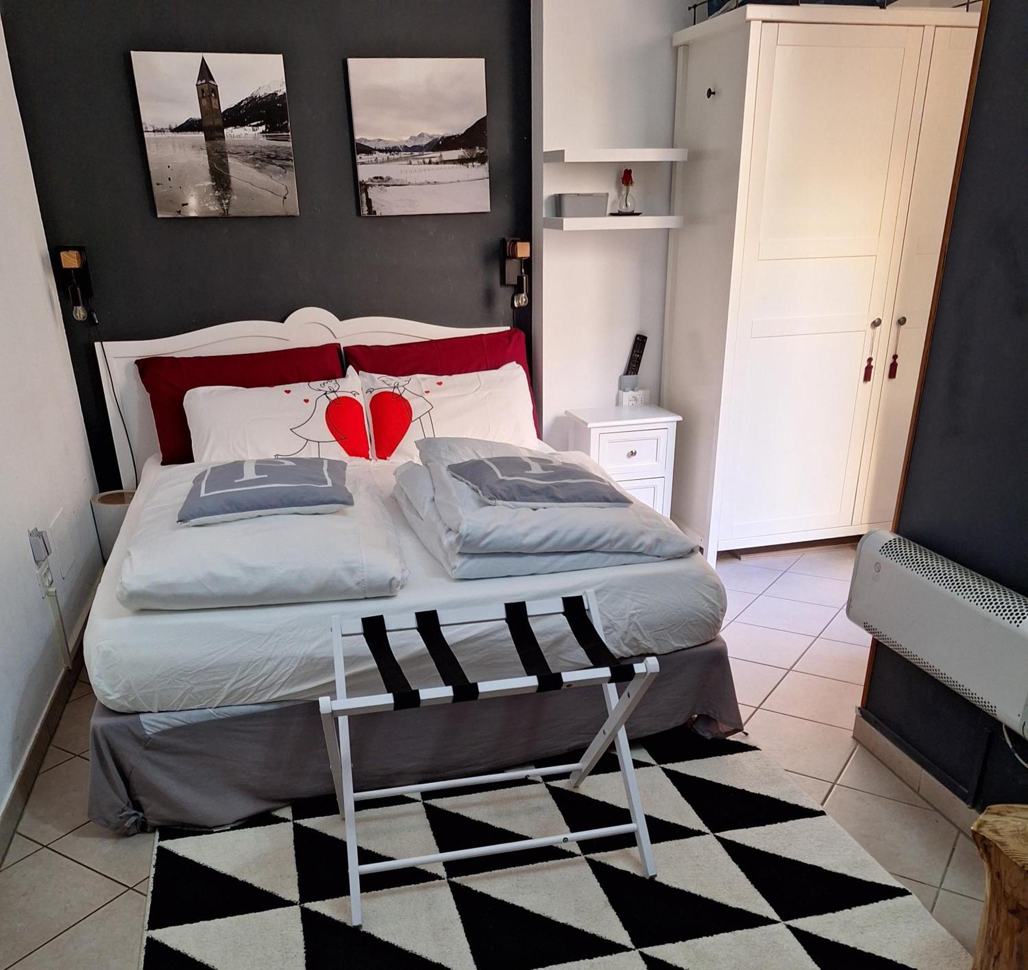 Portico 32 - Centro Apartment